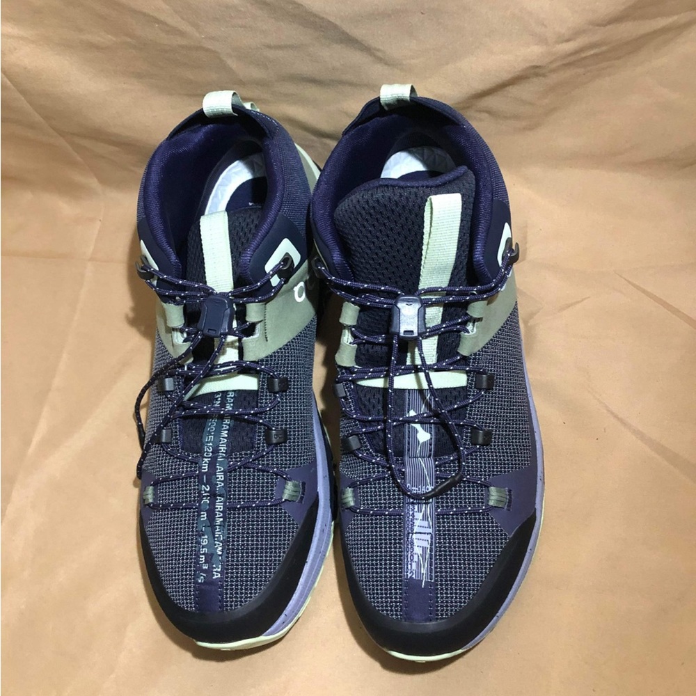 On Cloudtrax Water Repellent Hiking Shoe - Picture 9 of 14